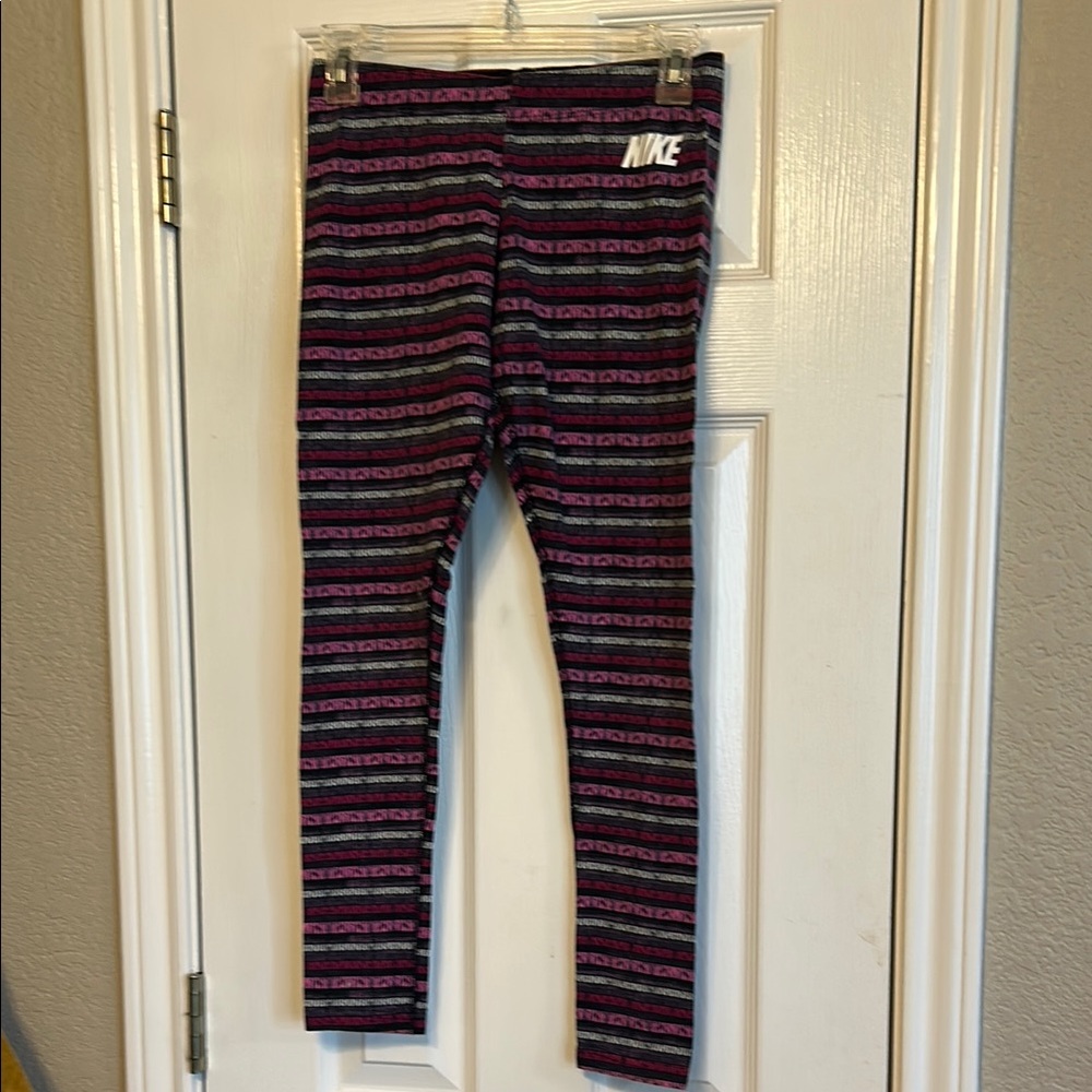 Nike Striped Leggings